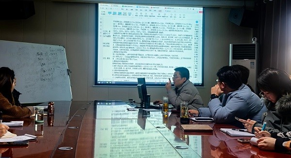 深化理論學(xué)習(xí)，淬煉實踐能力