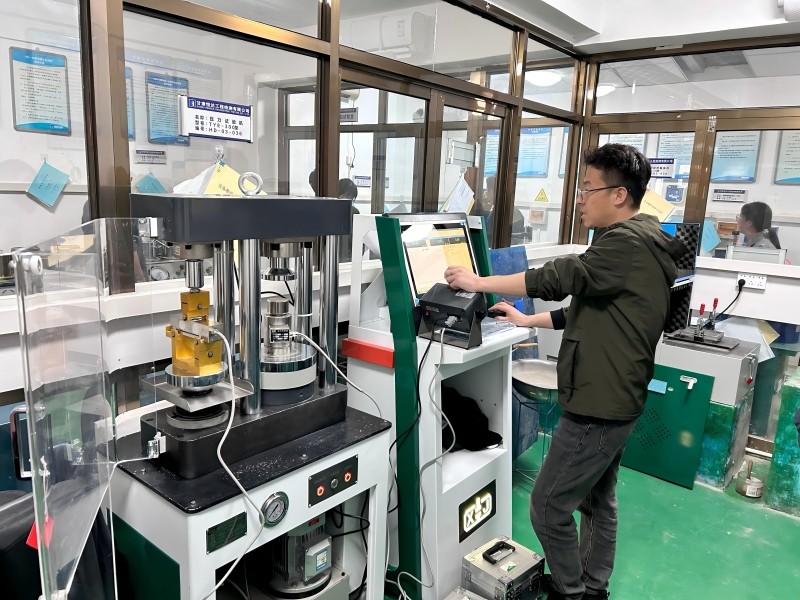 甘肅恒達工程檢測有限公司全面完成2025年度儀器設(shè)備檢定校準工作