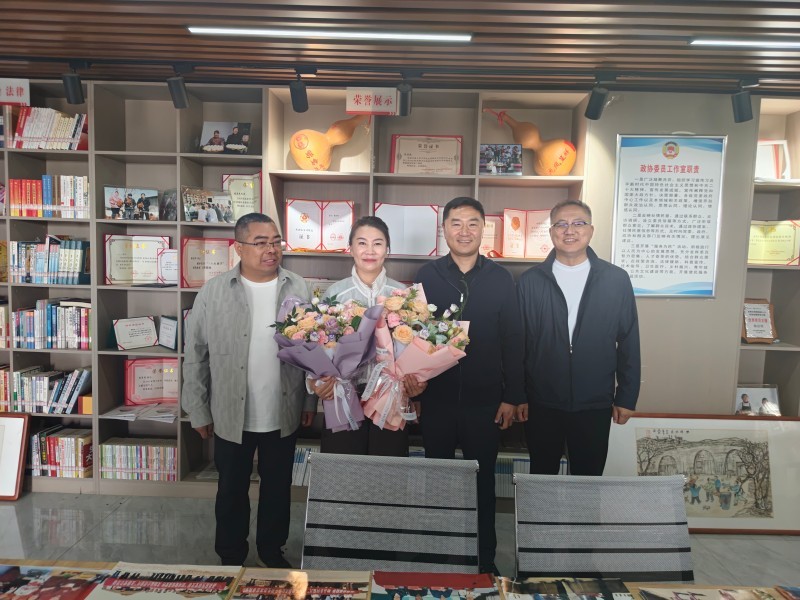 恒達(dá)檢測(cè)、信合設(shè)計(jì)赴環(huán)縣莊子峁聯(lián)合開(kāi)展“學(xué)習(xí)勞模榜樣 深耕崗位匠心” 參觀學(xué)習(xí)實(shí)踐活動(dòng)